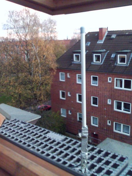 Datei:Antennenhalterung.jpg