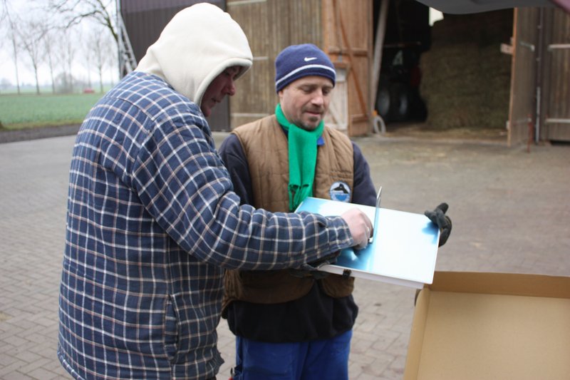 Datei:Aufbau wokern 28.12.2009.jpg