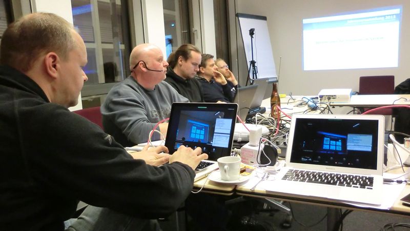 Datei:ONI Jahresvers2013 Foto1.jpg
