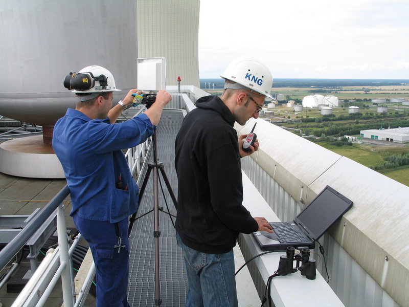 Datei:Antennenreichweitentest vom steinkohlekraftwerk rostock.jpg