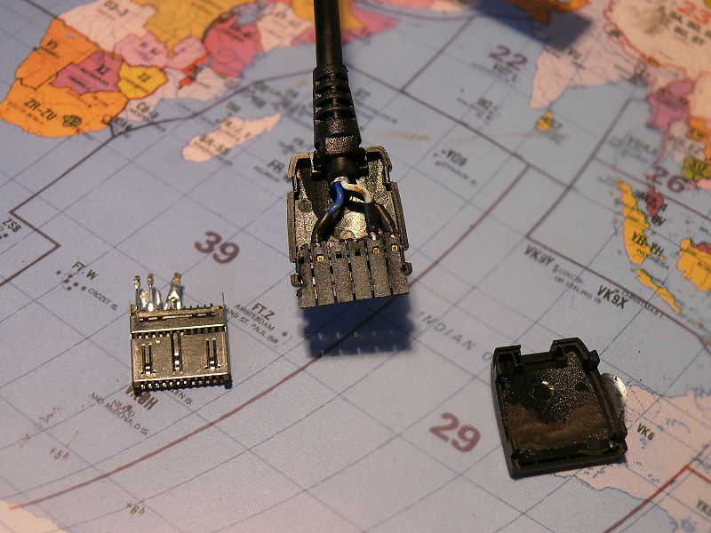 Datei:Ubiquiti-usb-kabel-5.jpg